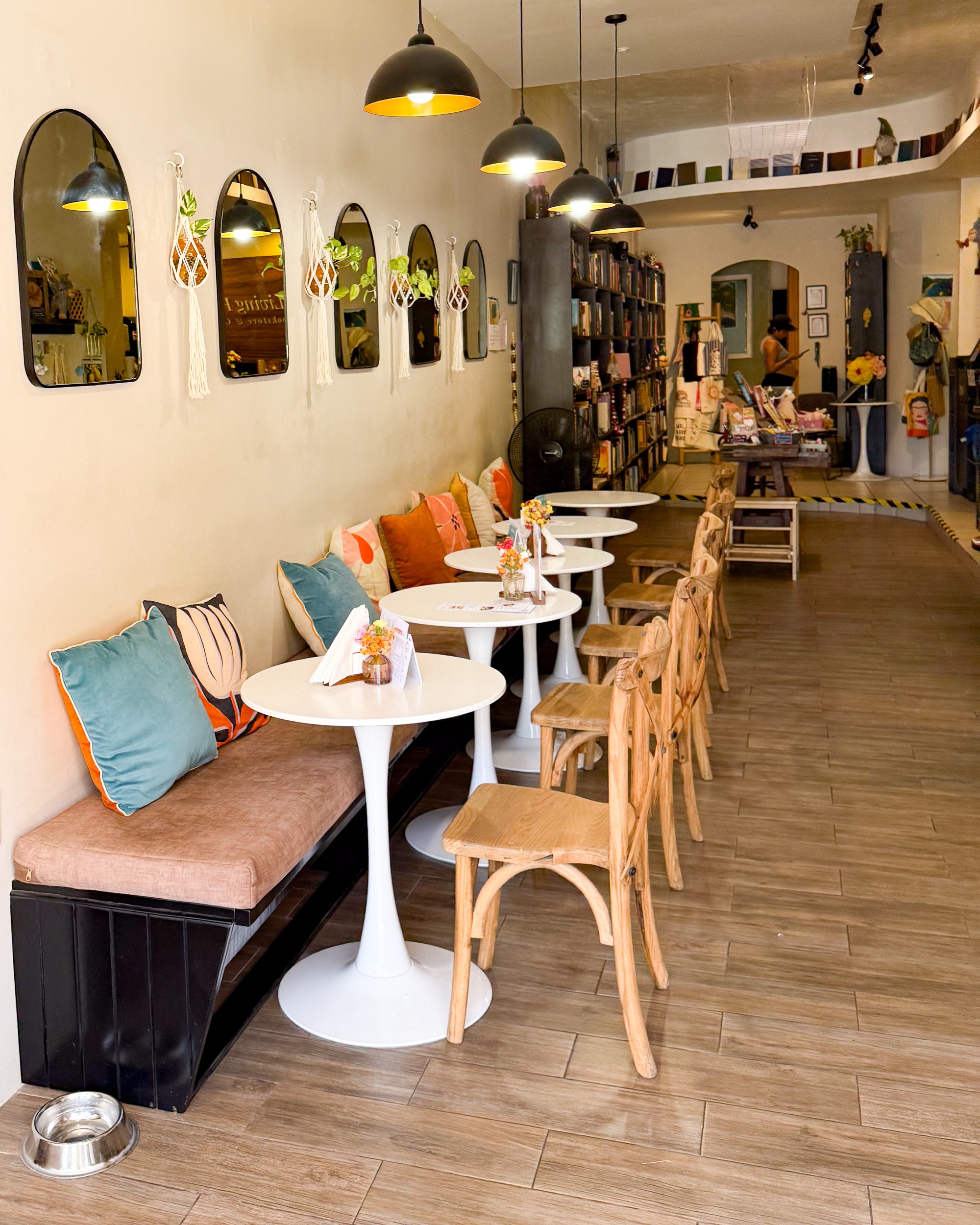 Living Room Bookstore Marina Vallarta