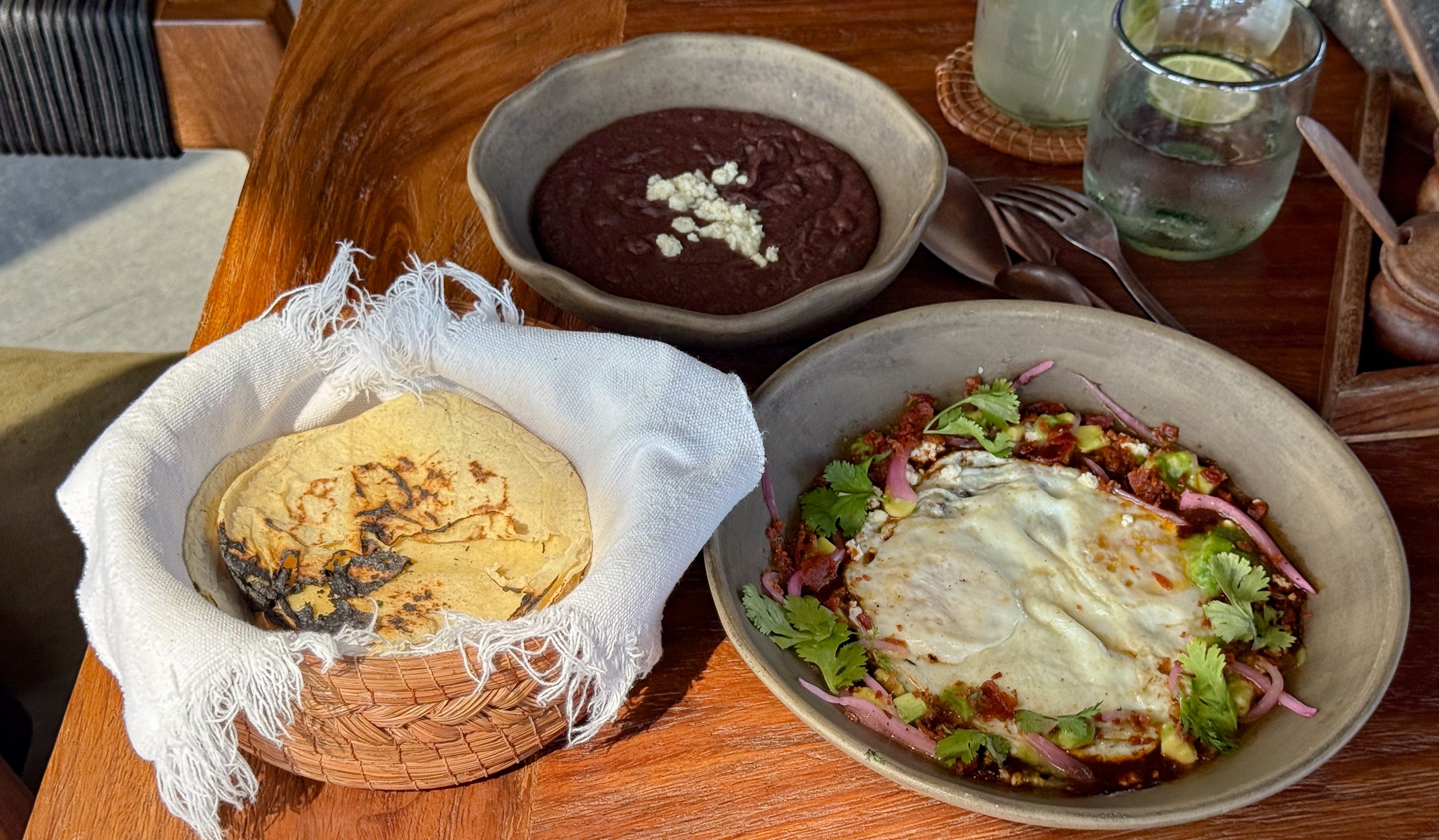 Angeles Eggs Cosecha Farm to Table